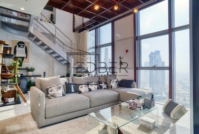 Ultra rare unit, vacant , szr and difc view